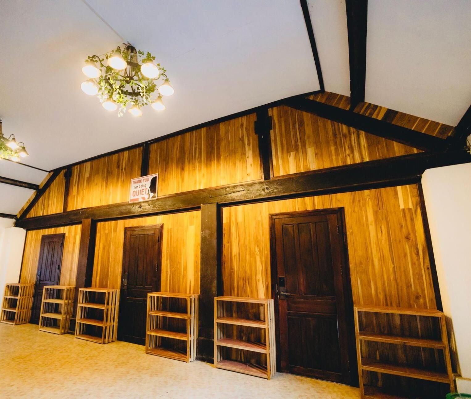 Chanthavong Hostel Luang Prabang Buitenkant foto